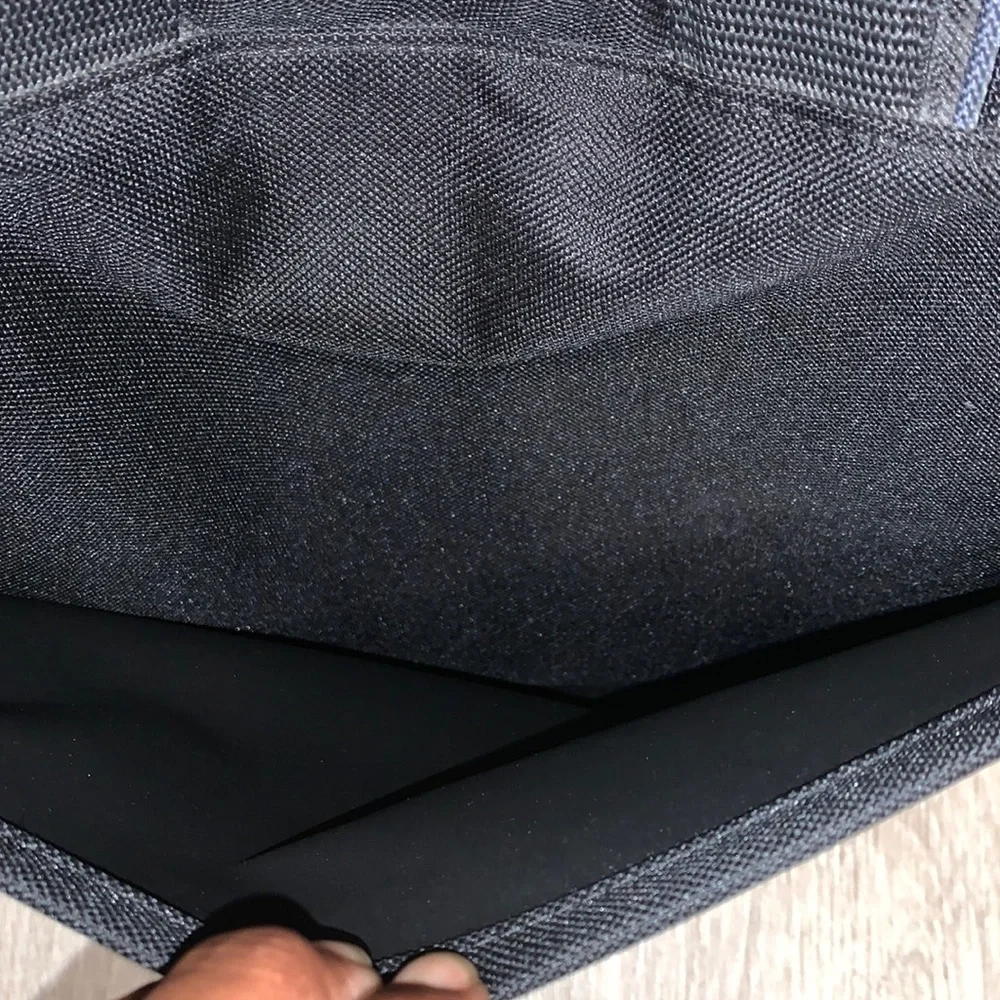 Tamrac 3447 Rally 7 Camera Laptop Bag. Lots of Storage Compartments